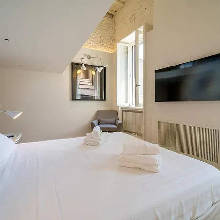 Luxury Terrazza Privata Su Fontana Di Trevi Holiday home Rome